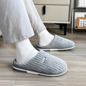Zapatillas de algodón simples de Color sólido antideslizantes para invierno, pantuflas cálidas de felpa para el hogar, zapatos de casa para parejas de mujer