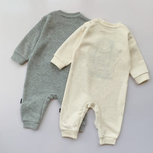 Karierter Baby-Strampler für Jungen und Mädchen mit Bären-Design