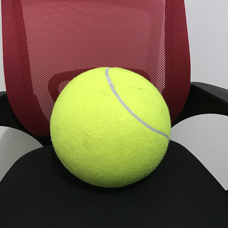 Pelota de tenis gigante para perros