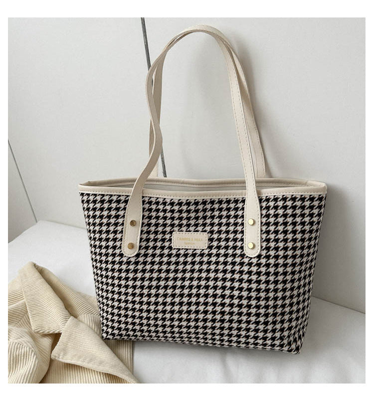 Houndstooth Shoulder Bag - Winter Fashion Commuting Handbag for Women