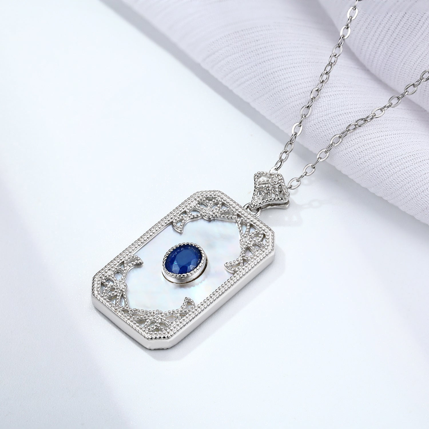 S925 Silver Inlaid Sapphire Necklace