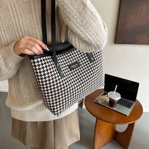 Houndstooth Shoulder Bag - Winter Fashion Commuting Handbag for Women