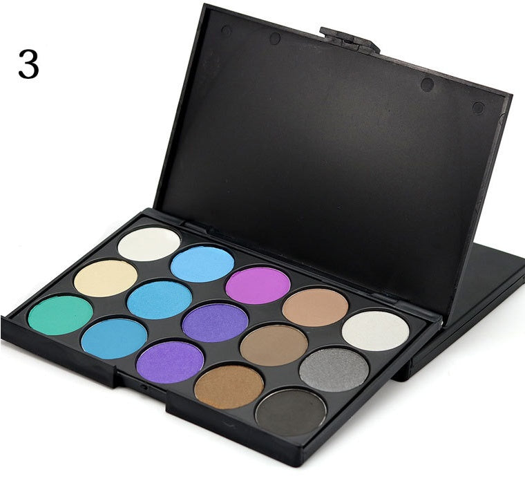 15-Color Smoky Earth Tone Eyeshadow Palette