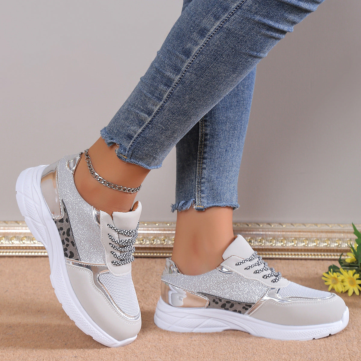 Zapatillas de deporte con cordones para mujer, zapatos planos de malla transpirable, zapatos deportivos ligeros informales de moda para correr
