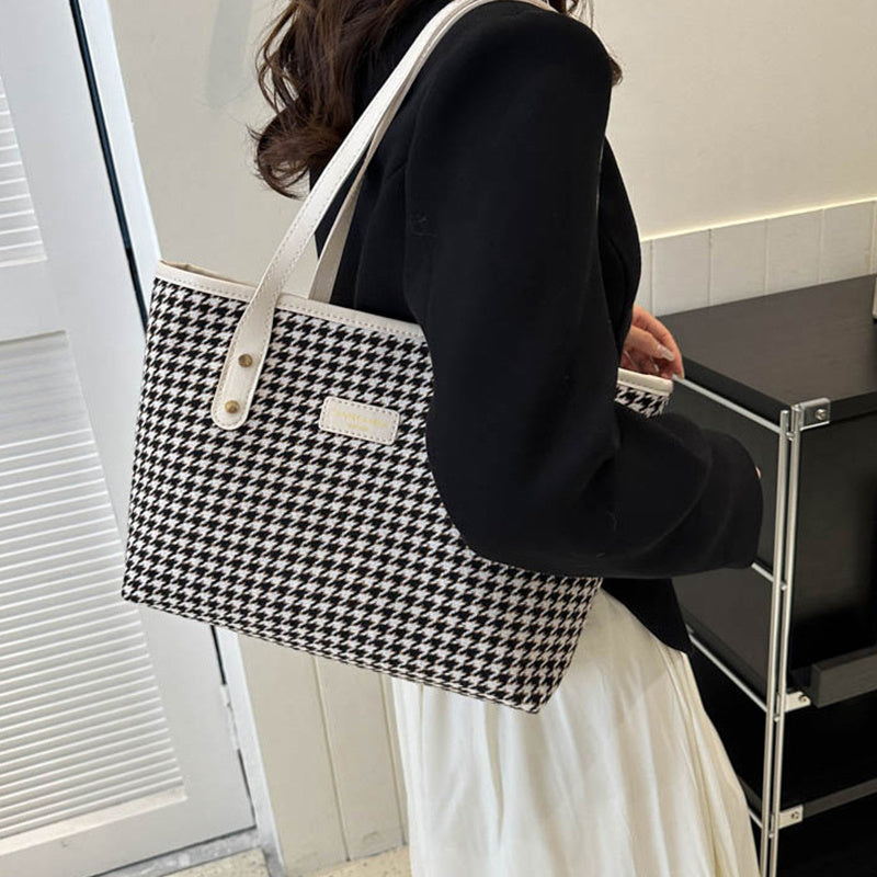 Houndstooth Shoulder Bag - Winter Fashion Commuting Handbag for Women