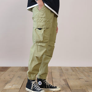 Men's Pants With Multiple Pockets