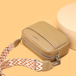 Modische Umhängetasche – kleine quadratische Tasche für Damen, mit breitem Schultergurt mit Rautenstickerei