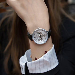 Women's Retro Round Quartz Watch